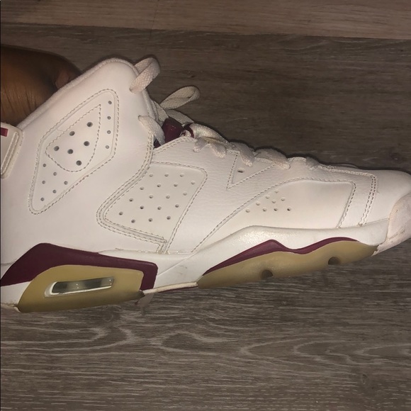 Jordan Retro 6 Maroon - Picture 1 of 1
